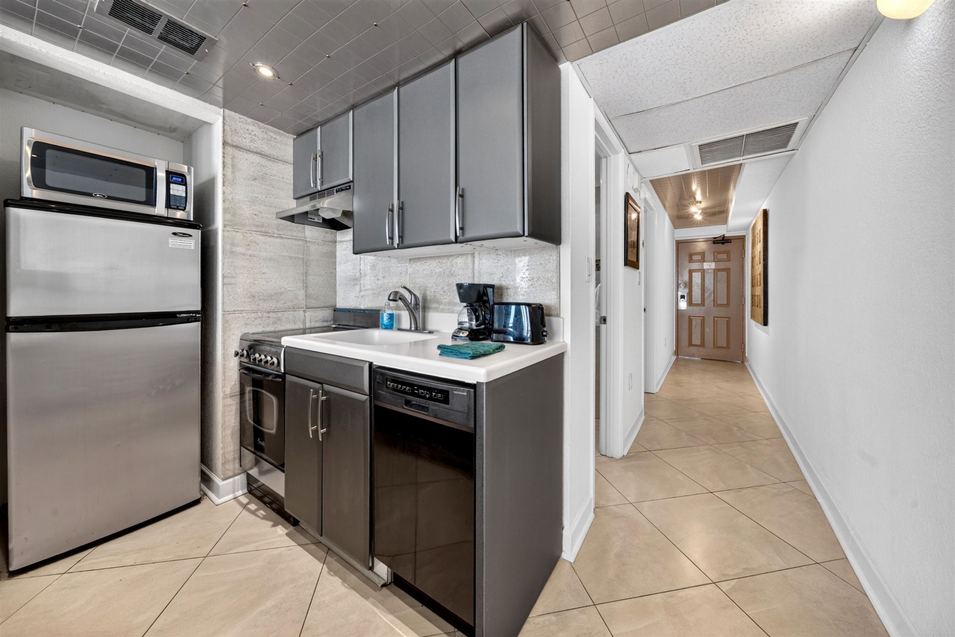 2310 N Ocean Blvd.  Photo 17