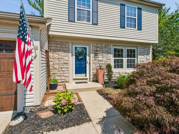 3724 Pleasantbrook Drive, Hilliard, OH 43026