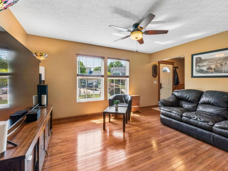 3724 Pleasantbrook Drive, Hilliard, OH 43026 Photo 13