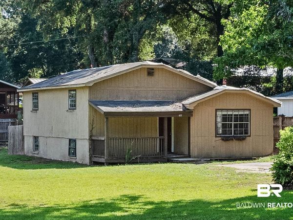 401 Frederick Avenue, Fairhope, AL 36532