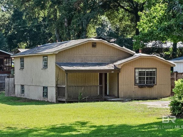 401 Frederick Avenue, Fairhope, AL 36532
