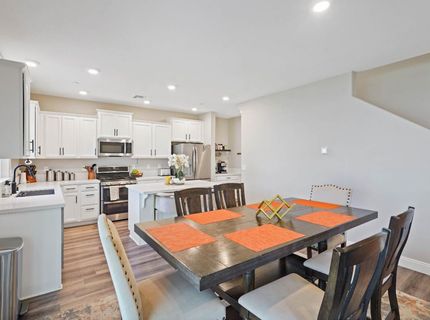 7040 Star Trail Way, Roseville, CA 95747 Photo