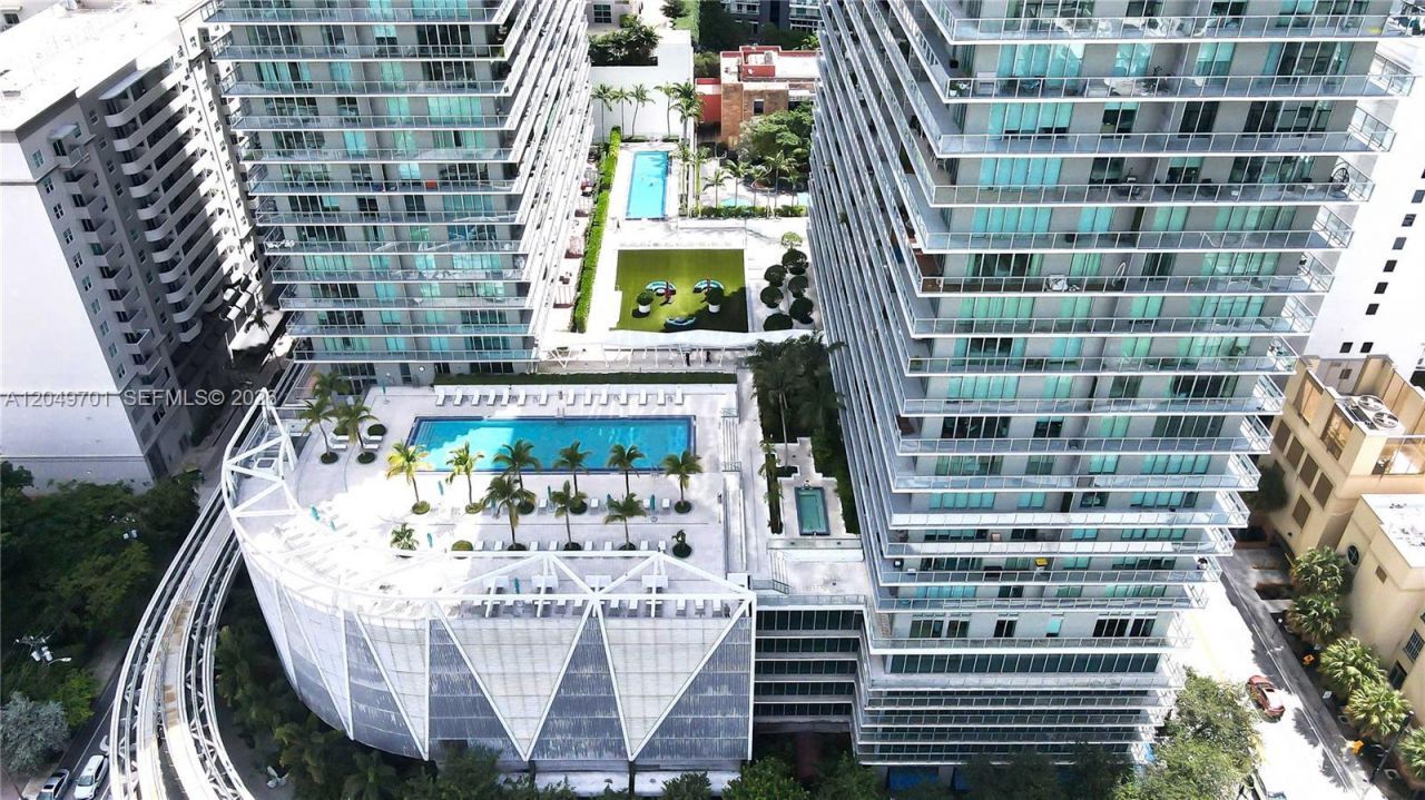 79 SW 12th St , Unit 3111-S, Miami, FL 33130 Photo