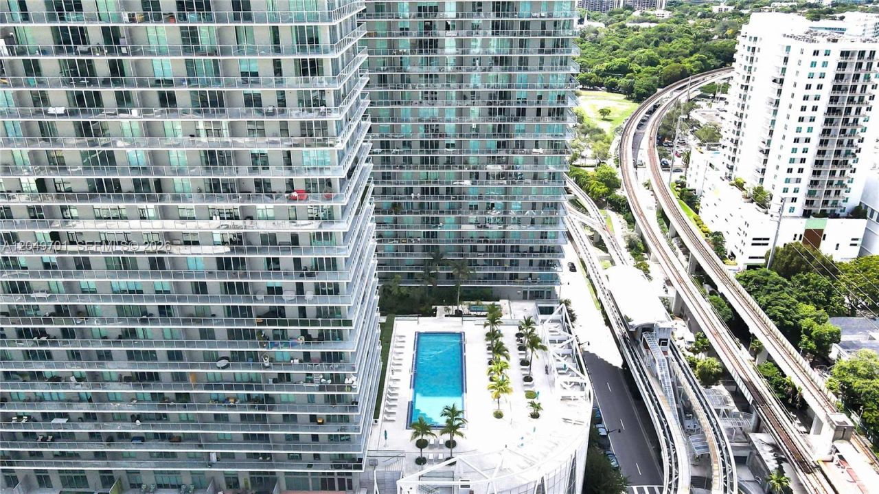 79 SW 12th St , Unit 3111-S, Miami, FL 33130 Photo