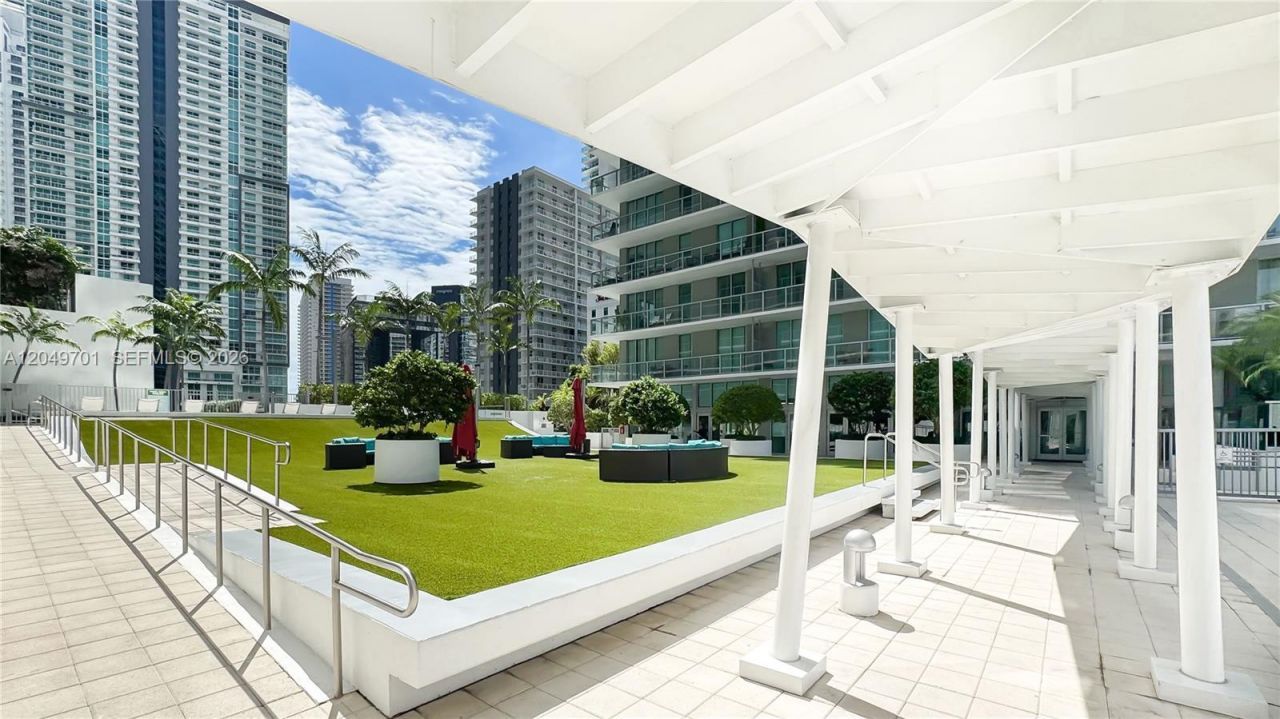 79 SW 12th St , Unit 3111-S, Miami, FL 33130 Photo