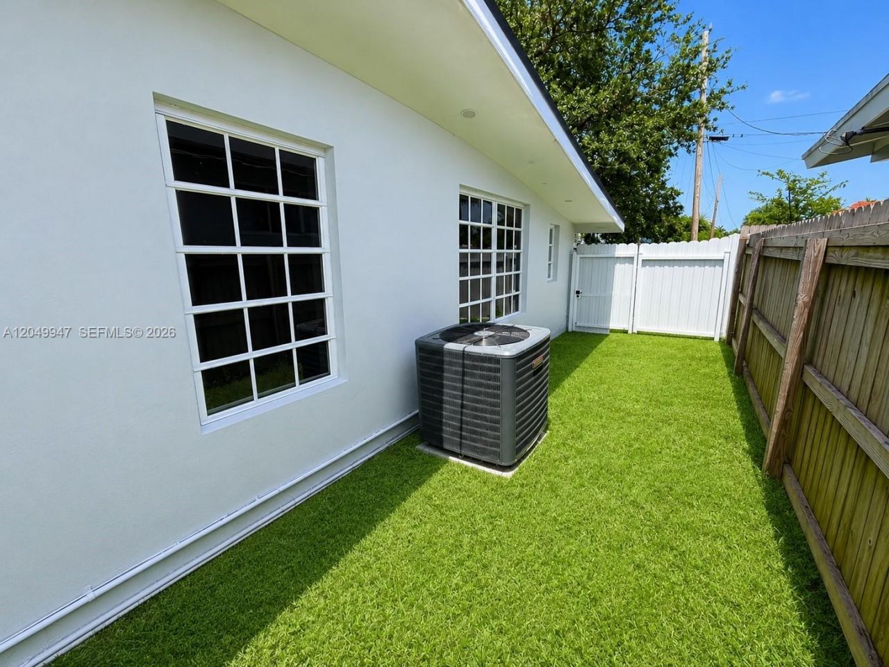 2649 Key Largo Ln , Unit ., Fort Lauderdale, FL 33312 Photo