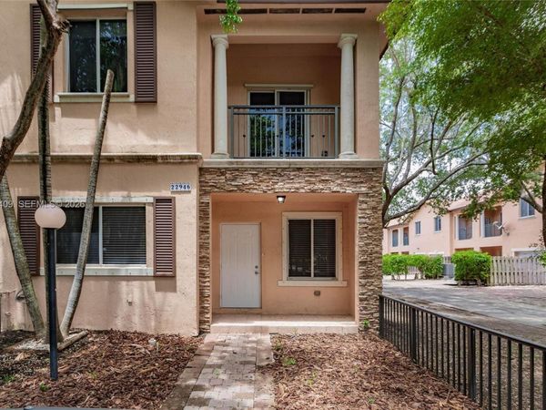 22946 SW 112th Pl , Miami, FL 33170