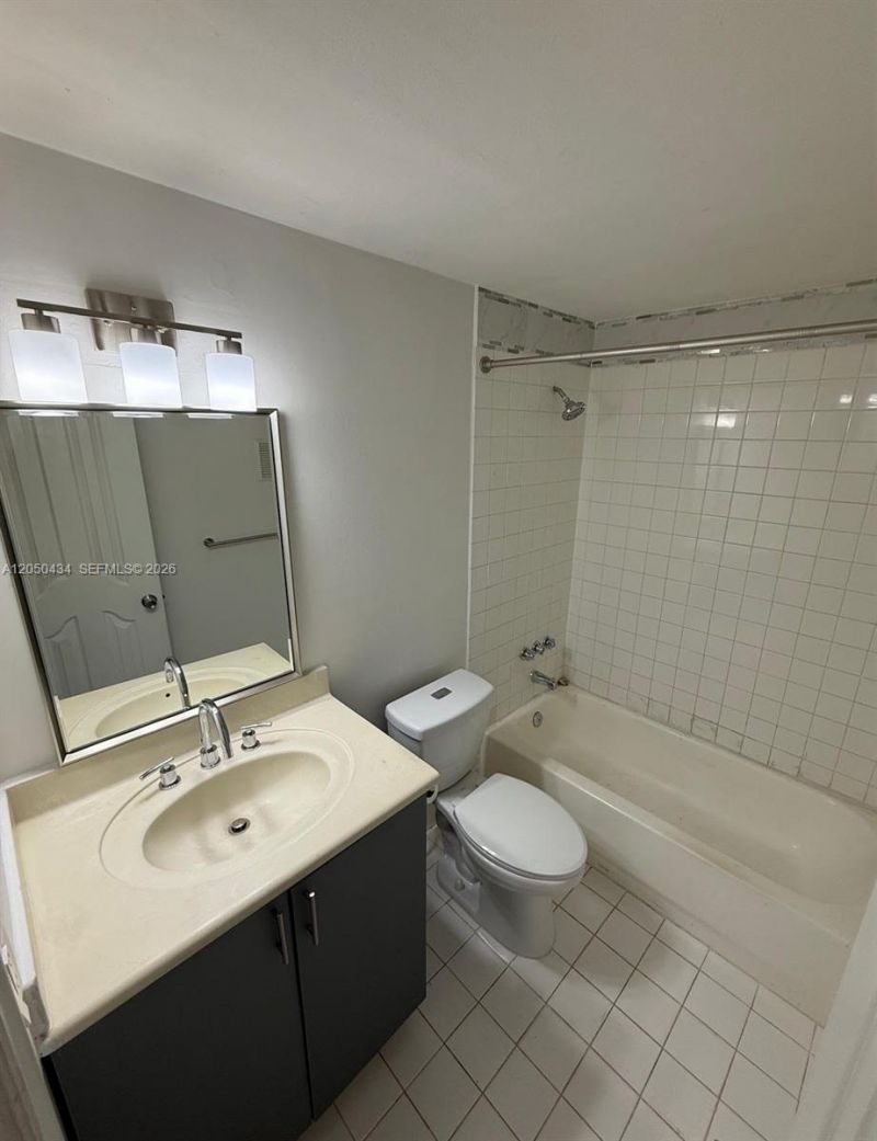 8600 SW 109th Ave , Unit 4-112, Miami, FL 33173 Photo