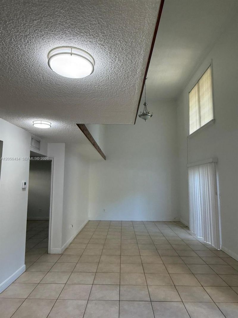 8600 SW 109th Ave , Unit 4-112, Miami, FL 33173 Photo