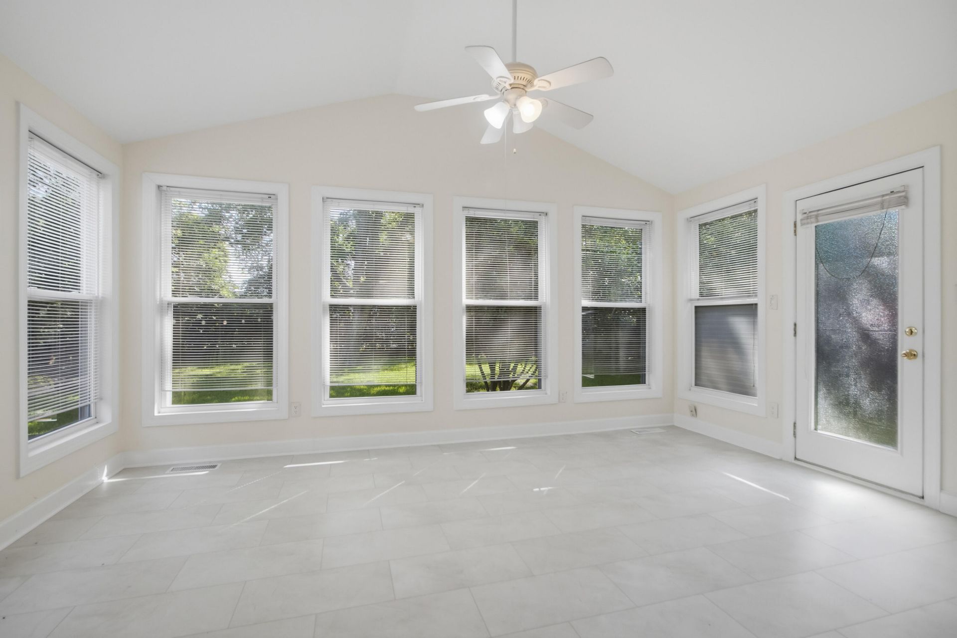3 Fenwick Drive Photo 7