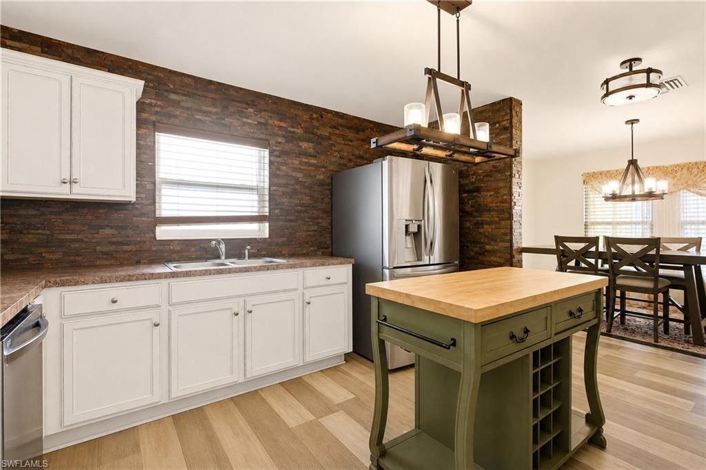 10365 Canal Brook Ln, Lehigh Acres, FL 33936 Photo