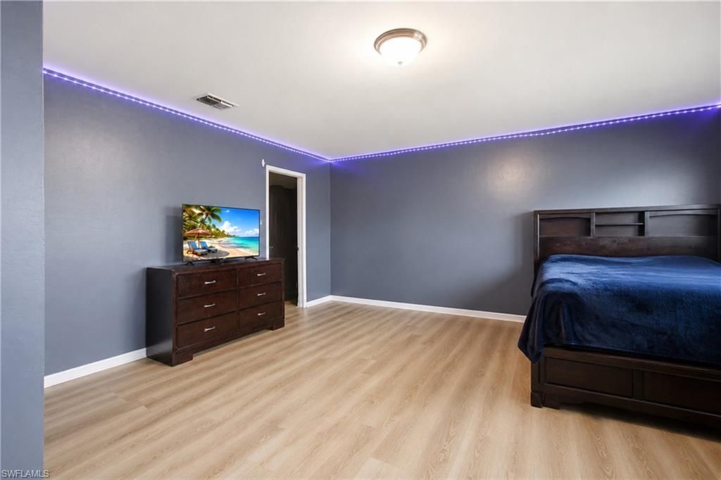 10365 Canal Brook Ln, Lehigh Acres, FL 33936 Photo