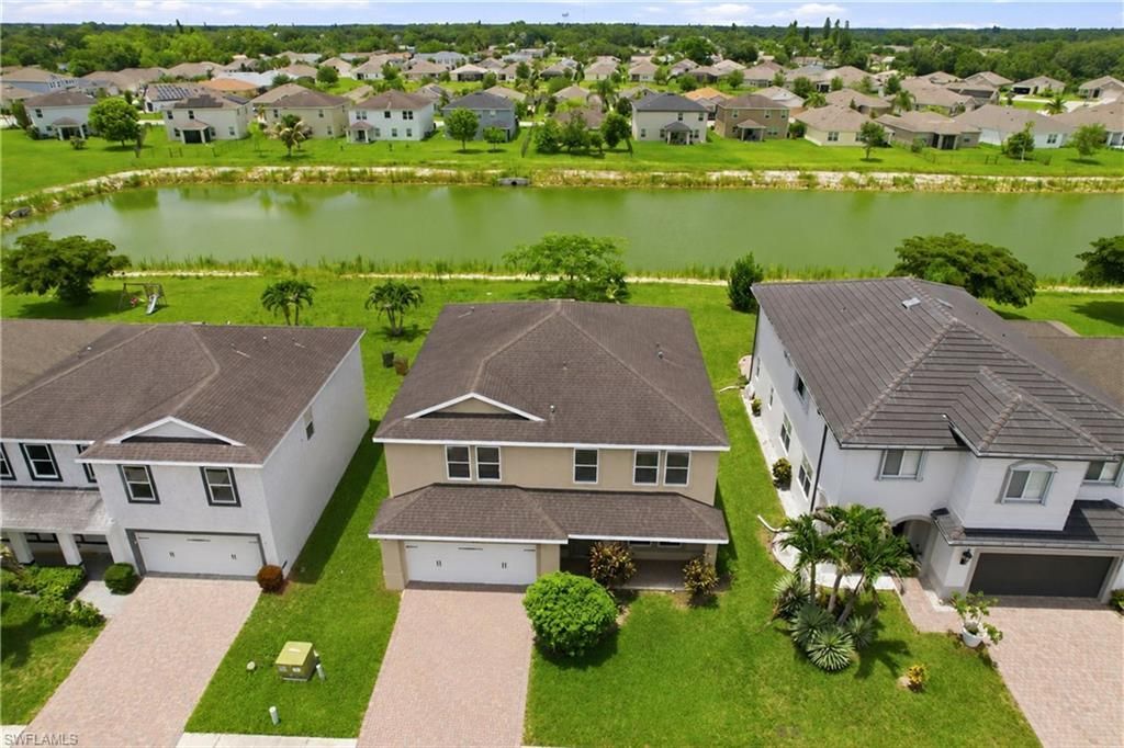 10365 Canal Brook Ln, Lehigh Acres, FL 33936 Photo