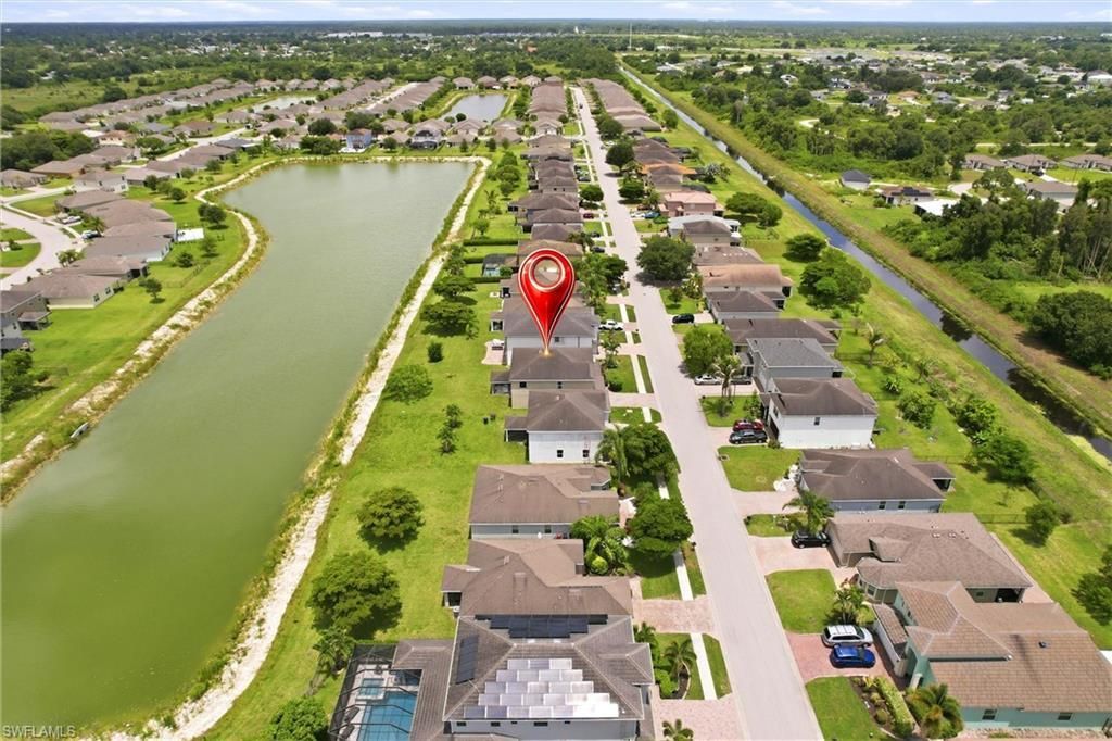 10365 Canal Brook Ln, Lehigh Acres, FL 33936 Photo