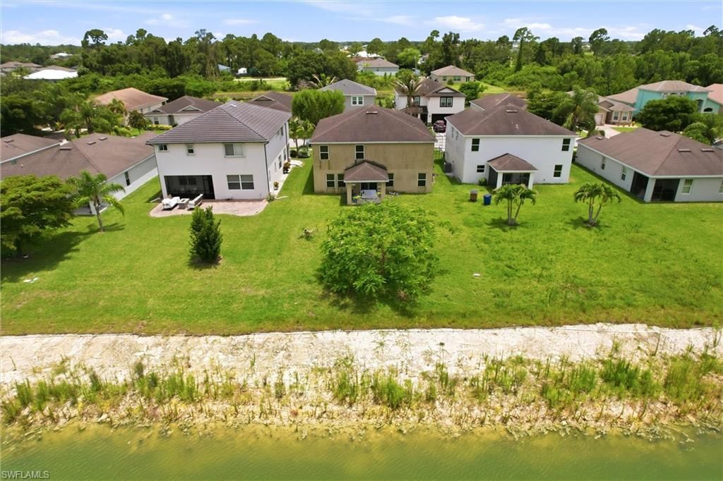 10365 Canal Brook Ln, Lehigh Acres, FL 33936 Photo