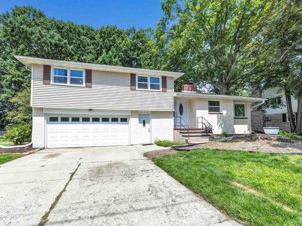 2136 9TH STREET, Green Bay, WI 54304