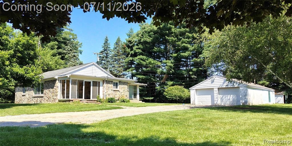 5600 Hemingway Lake Road, Otter Lake Vlg, MI 48464 Main Photo