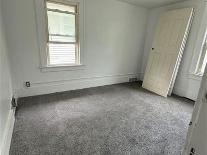 802 Clay Drive, Akron, OH 44311 Photo 8