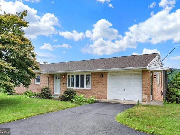 428 LEWISBERRY ROAD, NEW CUMBERLAND, PA 17070