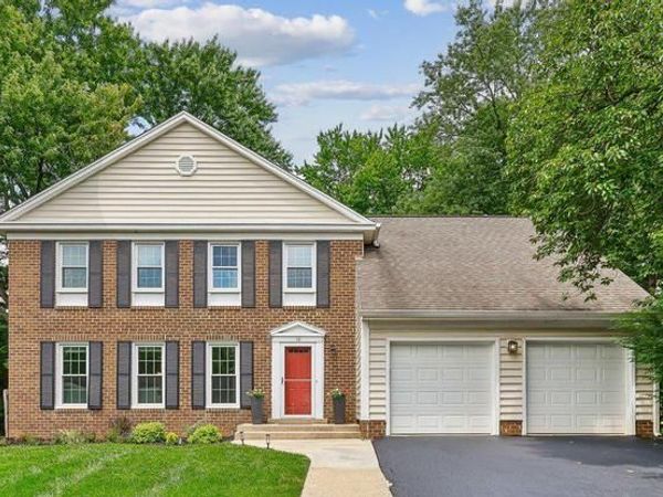 10 DAIRYFIELD COURT, ROCKVILLE, MD 20852