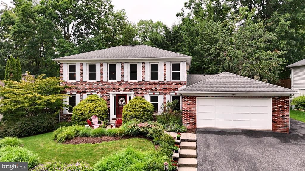 654 STONELEDGE ROAD, STATE COLLEGE, PA 16803