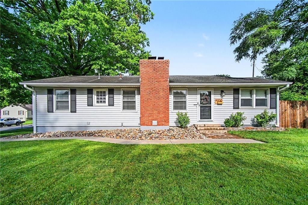 4300 N Holmes Street, Kansas City, MO 64116 Main Photo