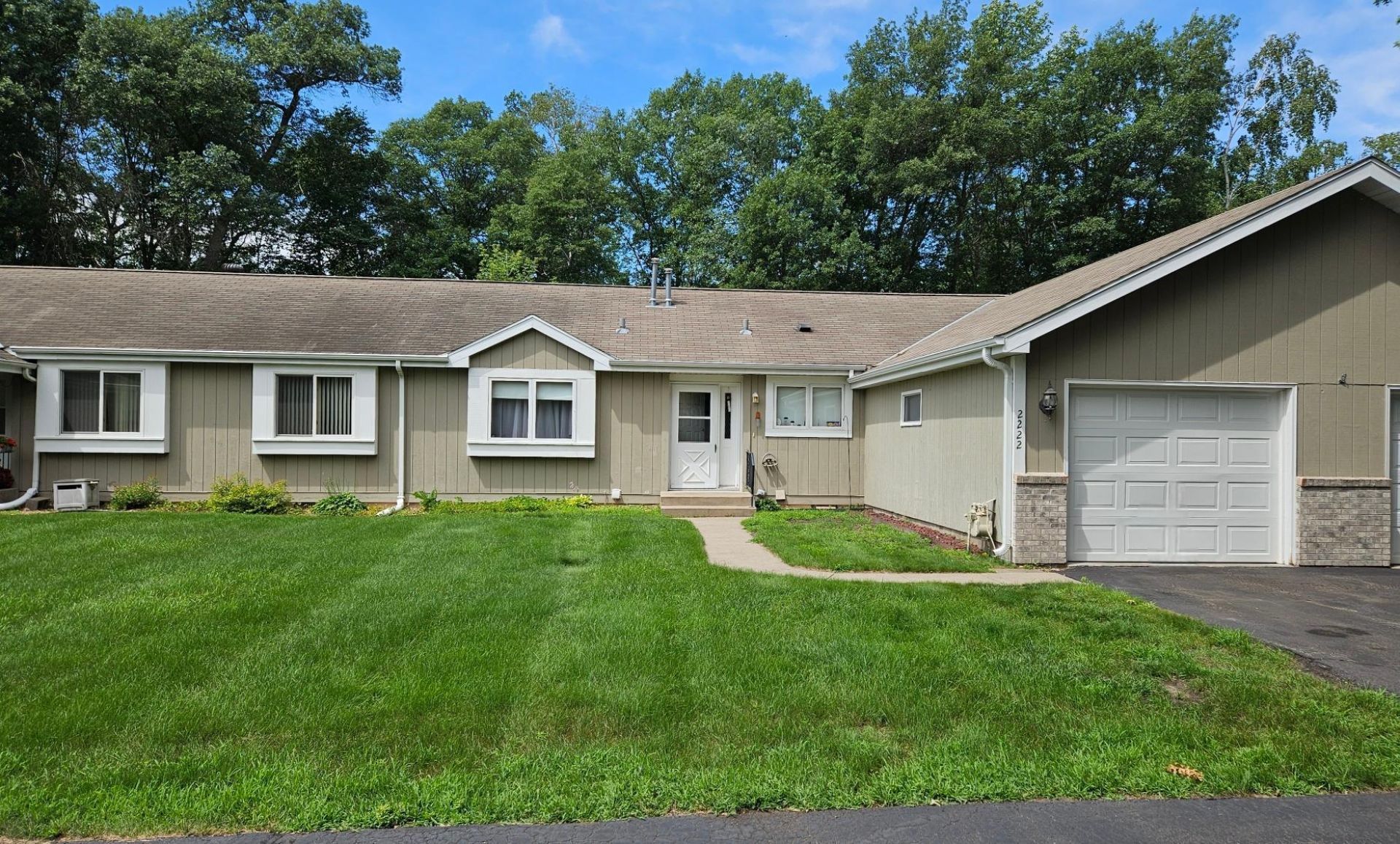 2222 Spruce Drive, Brainerd, MN 56401