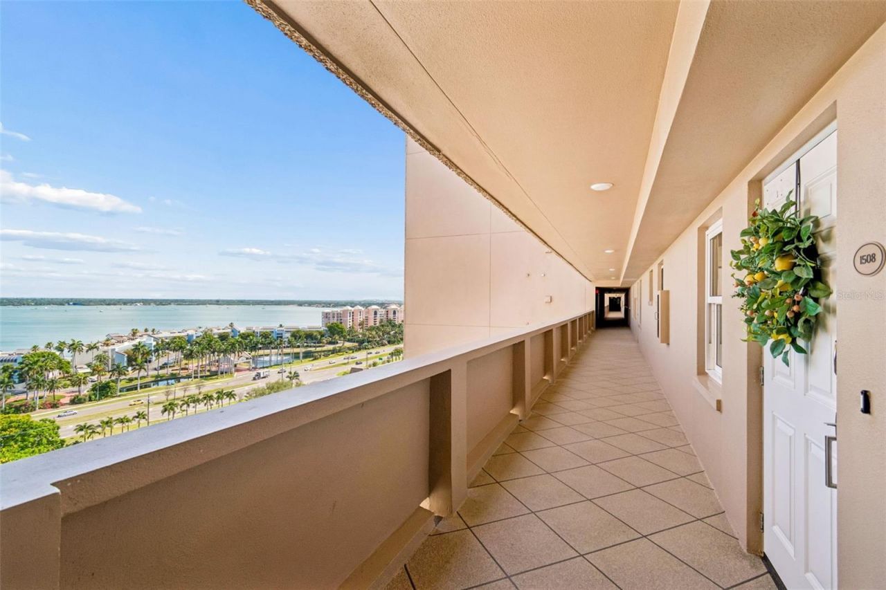 5200 Brittany Drive S, Unit 1508, Saint Petersburg, FL 33715 Photo