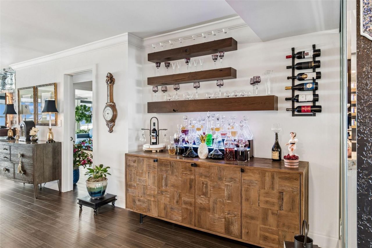 5200 Brittany Drive S, Unit 1508, Saint Petersburg, FL 33715 Photo