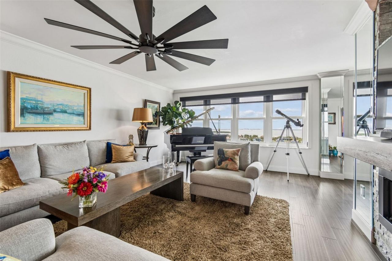 5200 Brittany Drive S, Unit 1508, Saint Petersburg, FL 33715 Photo