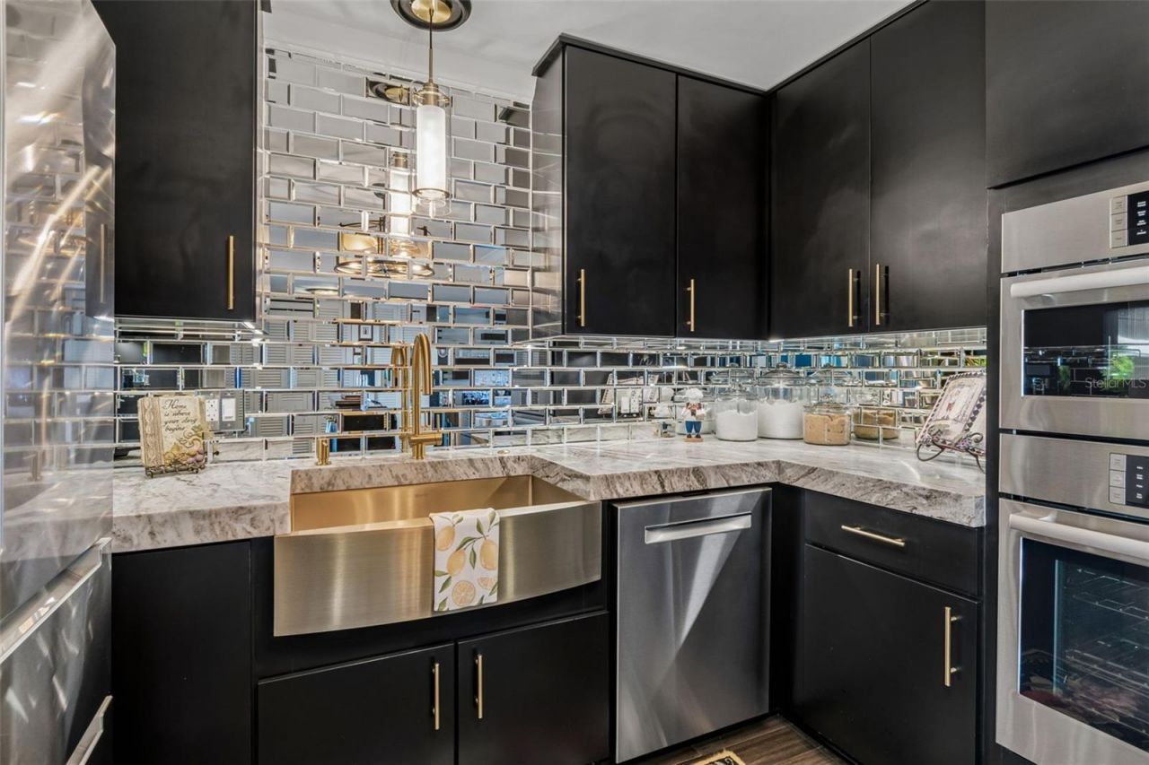 5200 Brittany Drive S, Unit 1508, Saint Petersburg, FL 33715 Photo