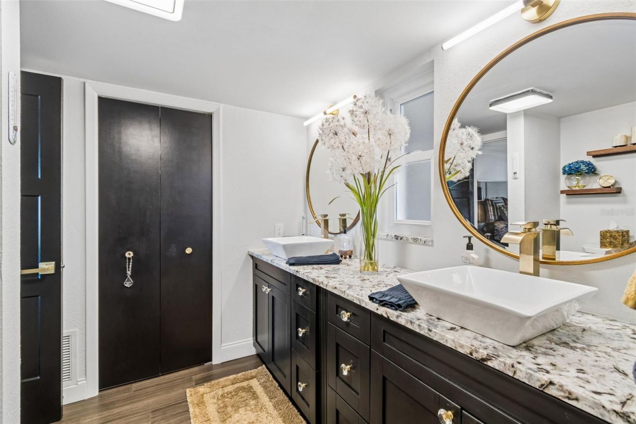 5200 Brittany Drive S, Unit 1508, Saint Petersburg, FL 33715 Photo