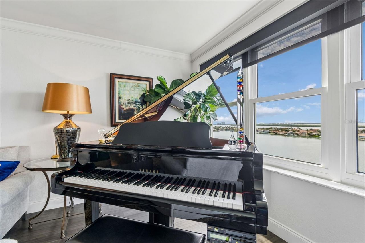 5200 Brittany Drive S, Unit 1508, Saint Petersburg, FL 33715 Photo