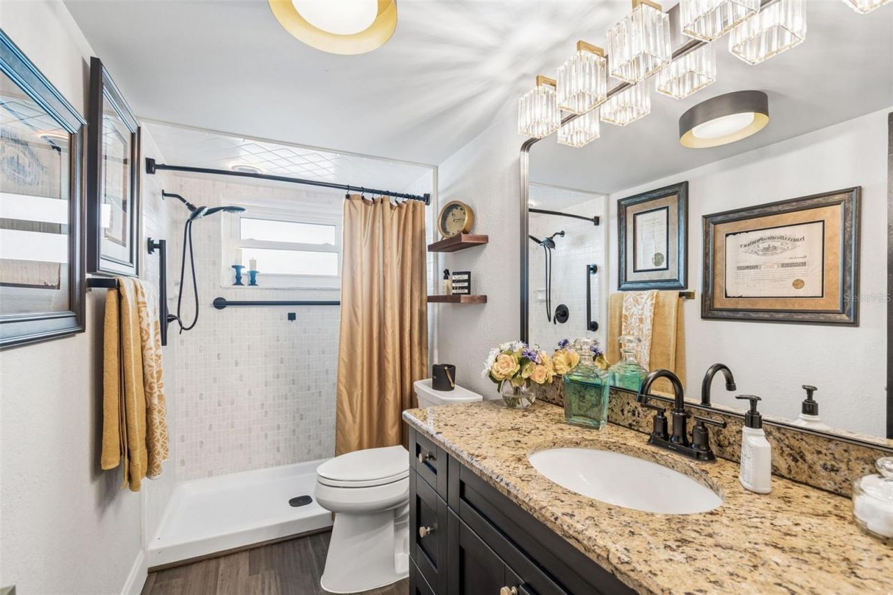 5200 Brittany Drive S, Unit 1508, Saint Petersburg, FL 33715 Photo