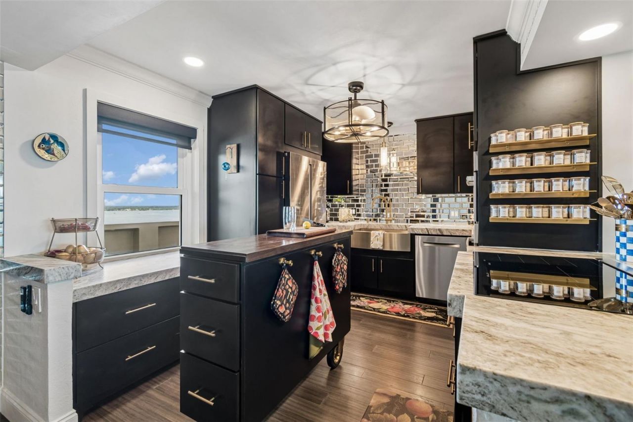 5200 Brittany Drive S, Unit 1508, Saint Petersburg, FL 33715 Photo