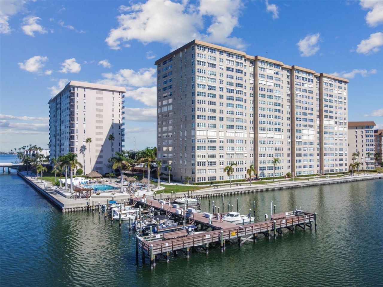 5200 Brittany Drive S, Unit 1508, Saint Petersburg, FL 33715 Photo