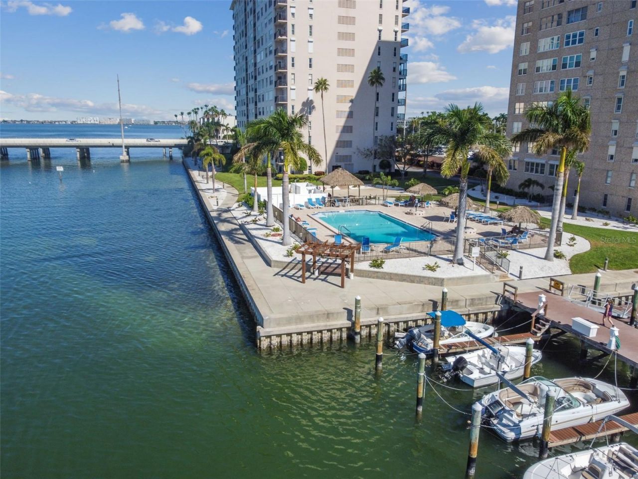 5200 Brittany Drive S, Unit 1508, Saint Petersburg, FL 33715 Photo