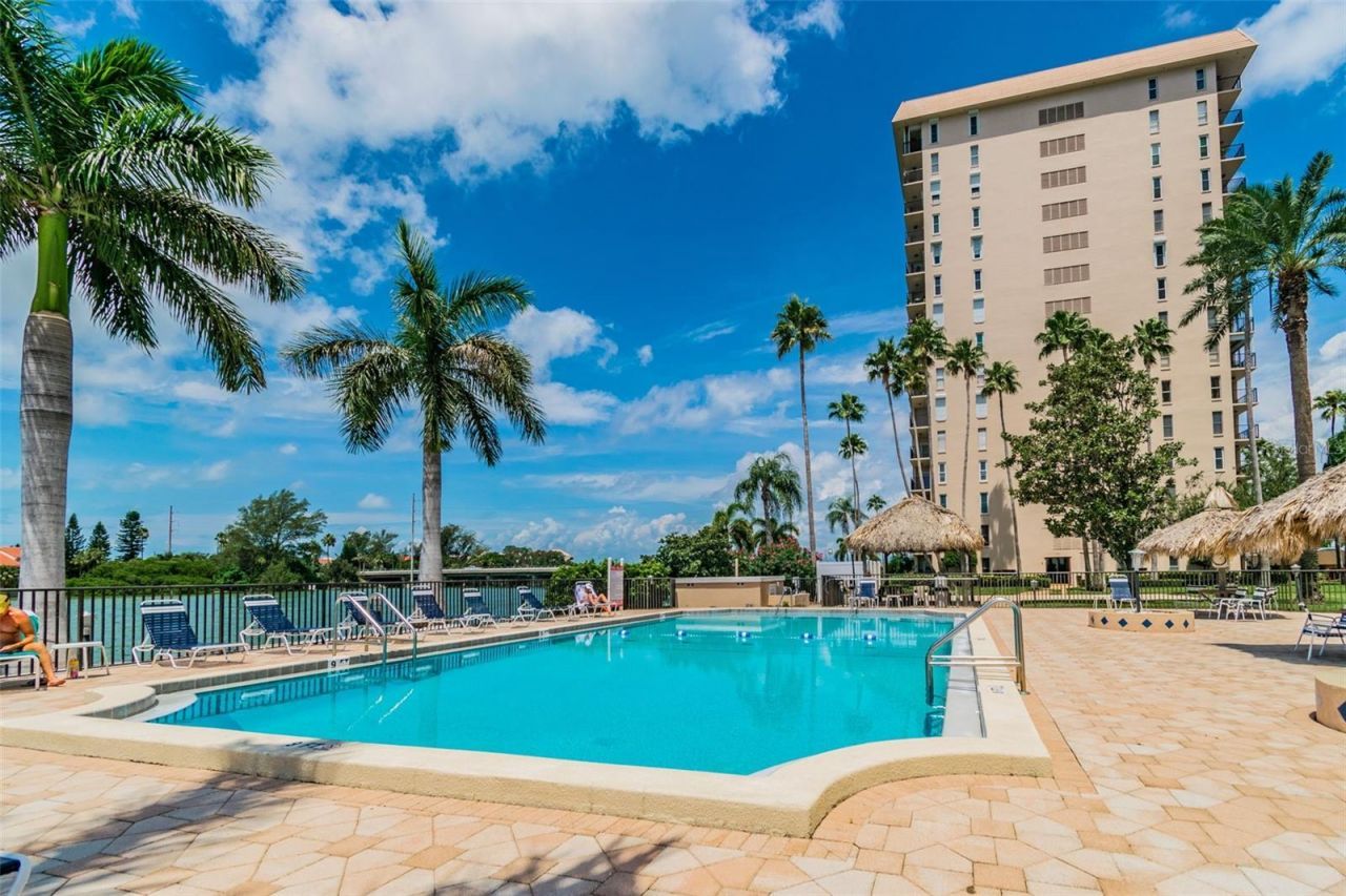 5200 Brittany Drive S, Unit 1508, Saint Petersburg, FL 33715 Photo
