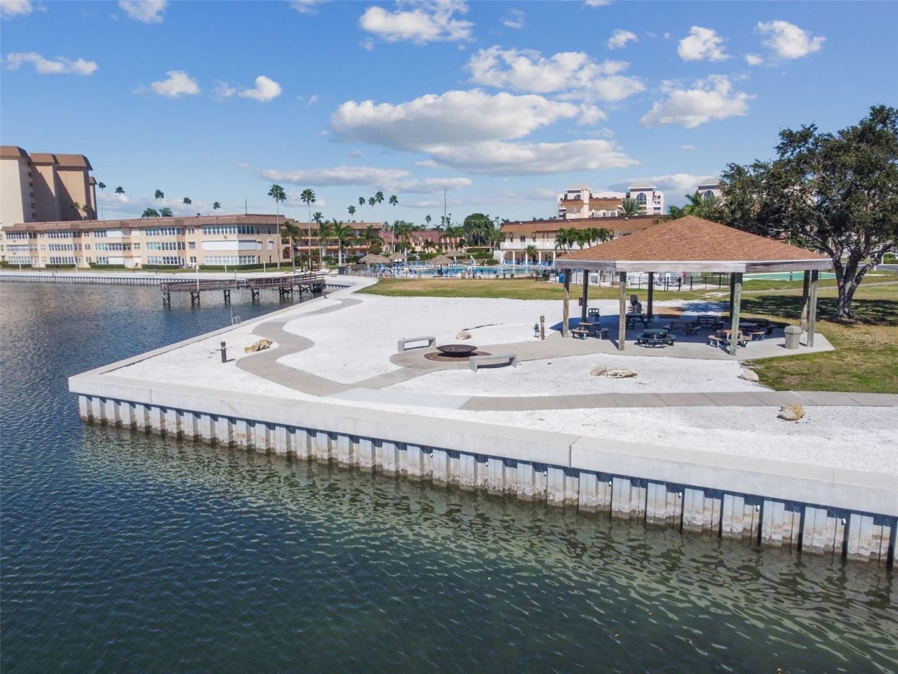 5200 Brittany Drive S, Unit 1508, Saint Petersburg, FL 33715 Photo