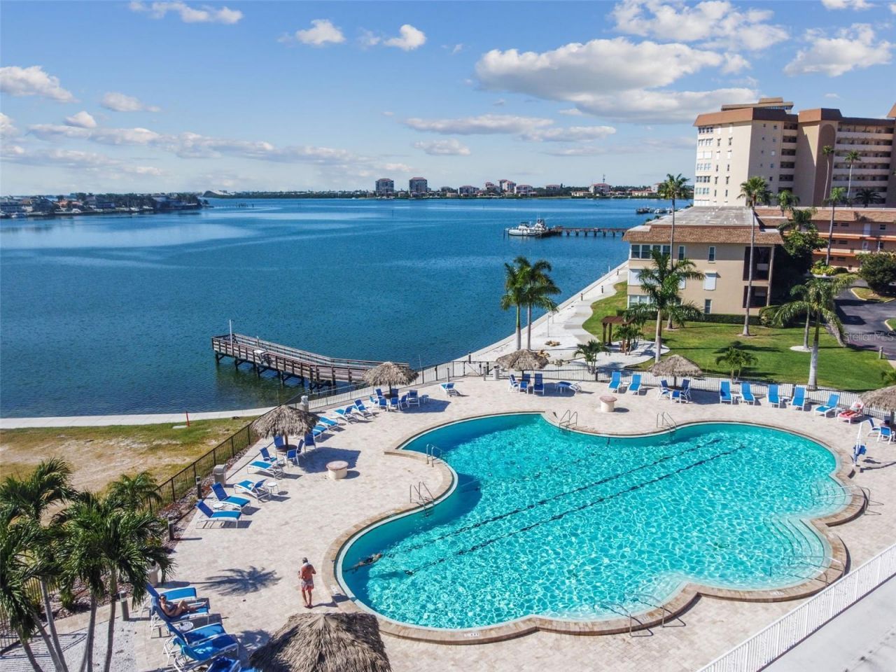 5200 Brittany Drive S, Unit 1508, Saint Petersburg, FL 33715 Photo