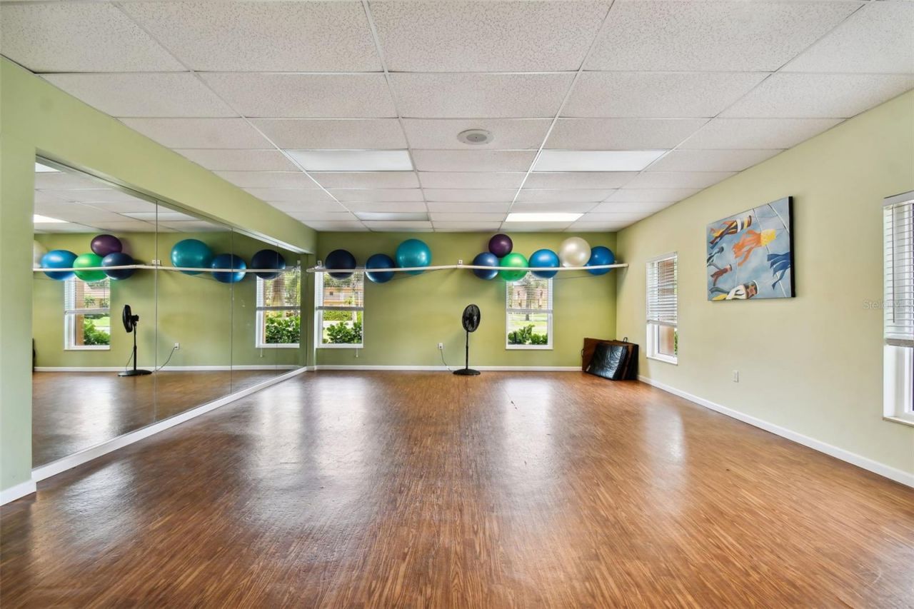 5200 Brittany Drive S, Unit 1508, Saint Petersburg, FL 33715 Photo