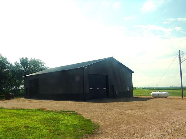 350 S 3rd St, Emery, SD 57332