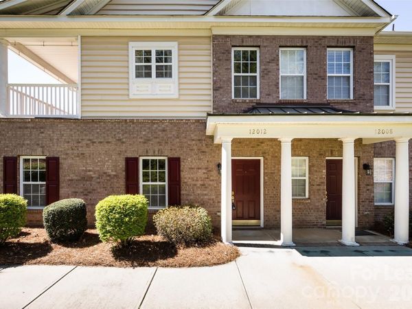 12012 Bordeaux Street , Charlotte, NC 28277