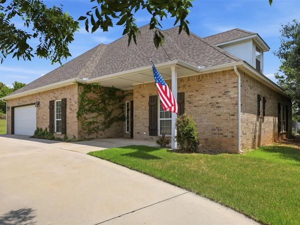 2220 County Road 1197 , Tuttle, OK 73089