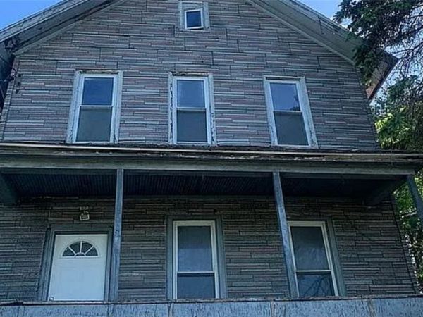 3 RACE COURSE Street , Amsterdam, NY 12010
