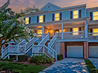 5276 7th Green Drive, Hollywood, SC 29449