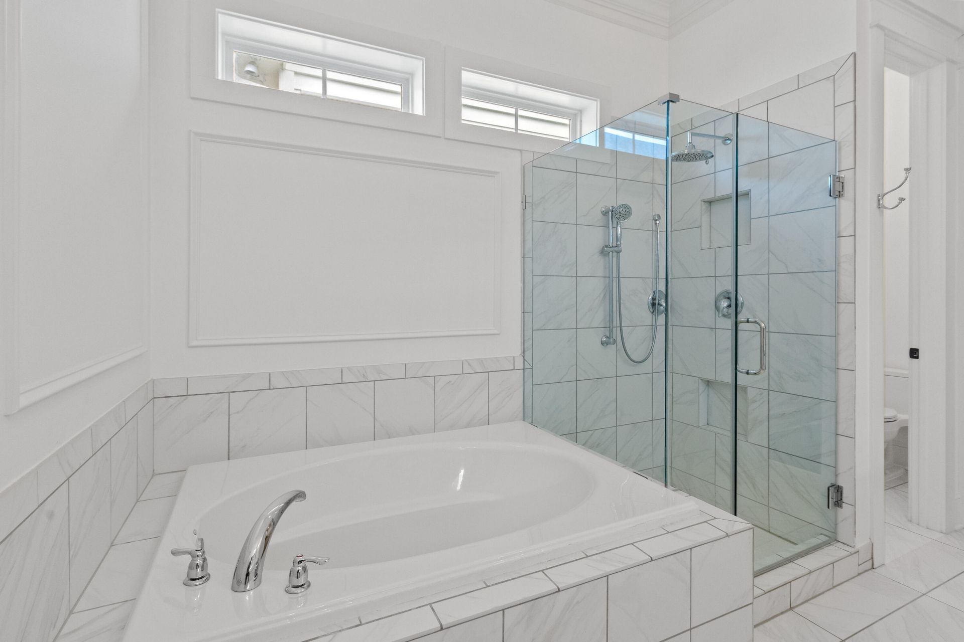 2528 Josiah Street Photo 35