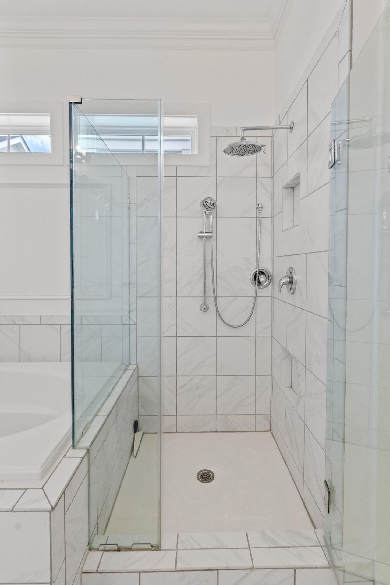 2528 Josiah Street Photo 36