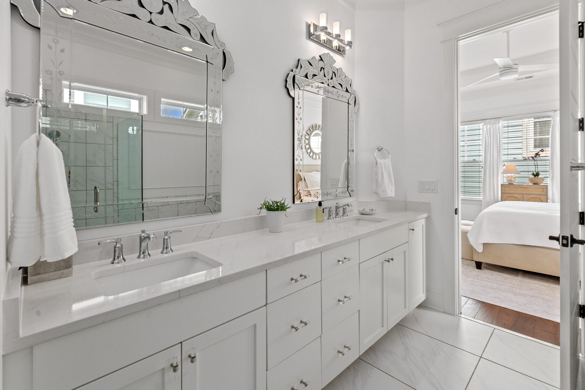 2528 Josiah Street Photo 37