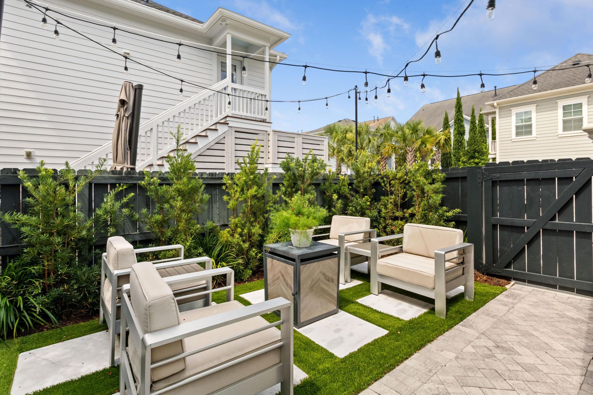 2528 Josiah Street Photo 43